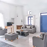 Nola Traditional With Pool And Amazing Sea Views, Paro