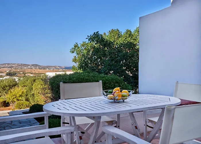 빌라 Nola Traditional With Pool And Amazing Sea Views, Páros