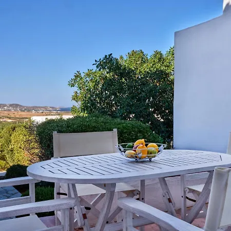 Villa Nola Traditional With Pool And Amazing Sea Views, Márpissa