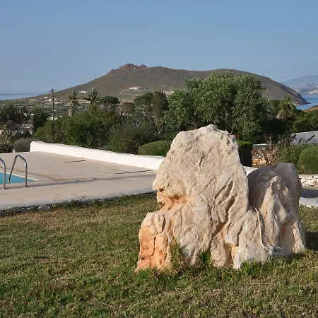 Villa Nola Traditional With Pool And Amazing Sea Views, Márpissa